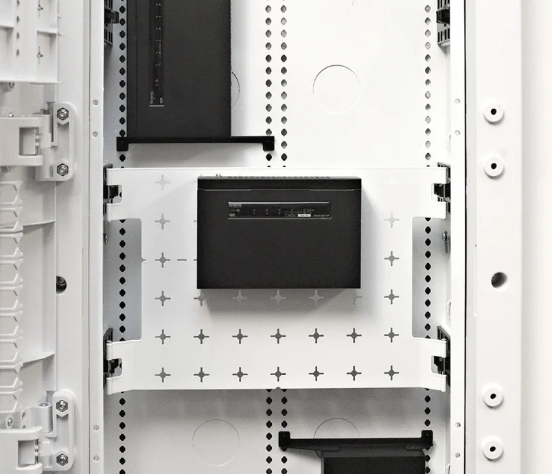 Niezarządzalny kompaktowy switch AN-110-SW-C-5P